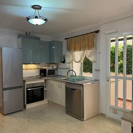 Appartement Cezy Con Garaje *