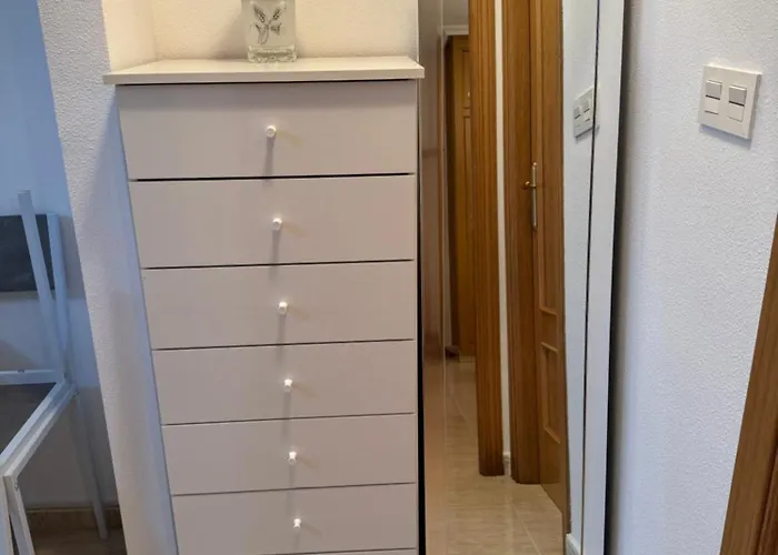 Cezy Con Garaje Appartement *