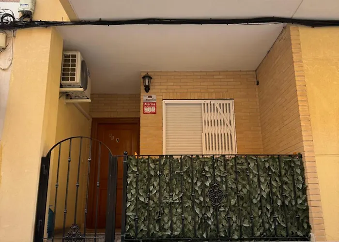 Cezy Con Garaje Appartement *